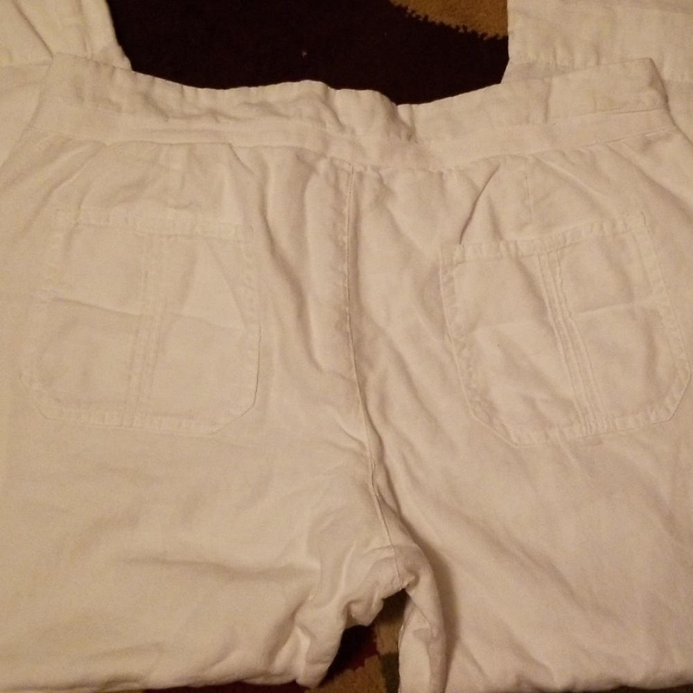 Capris Pants - Picture 4 of 4